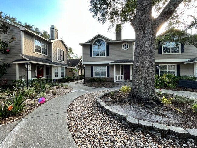 Building Photo - 3BR 2.5BA Townhome in Thatchers Landing at...