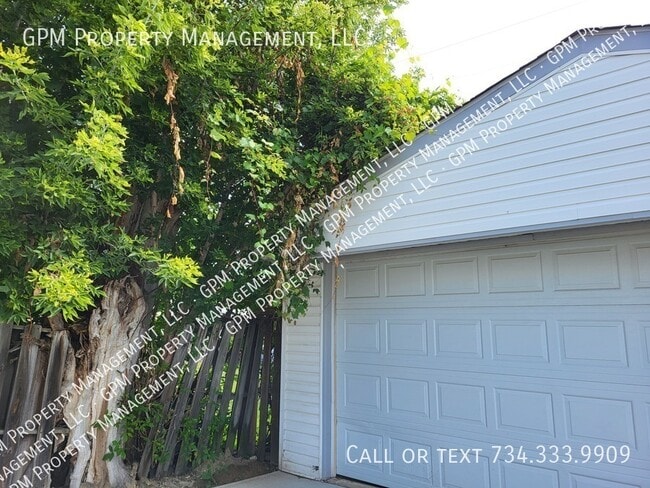 Photo - 14727 Mulberry St