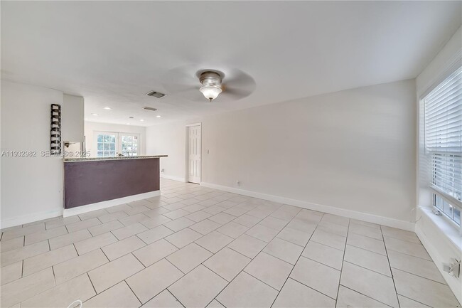 Photo - 5900 N Farragut Dr