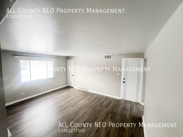 Photo - 1737 Portage Trail Unit 3