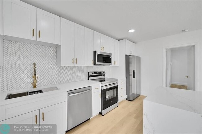 Photo - 513 SW 15th St Apartment Unit A
