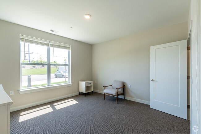 2BR, 2BA - 1,229SF