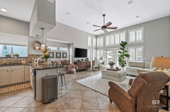 Photo - 26060 Marina Rd