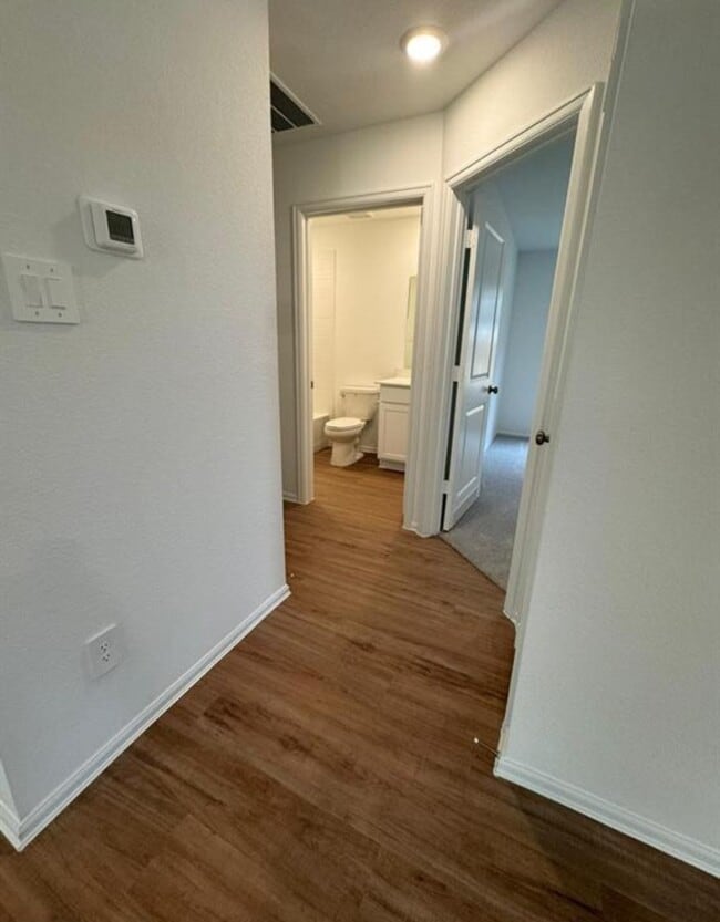 Photo - 22483 Douglas Ct