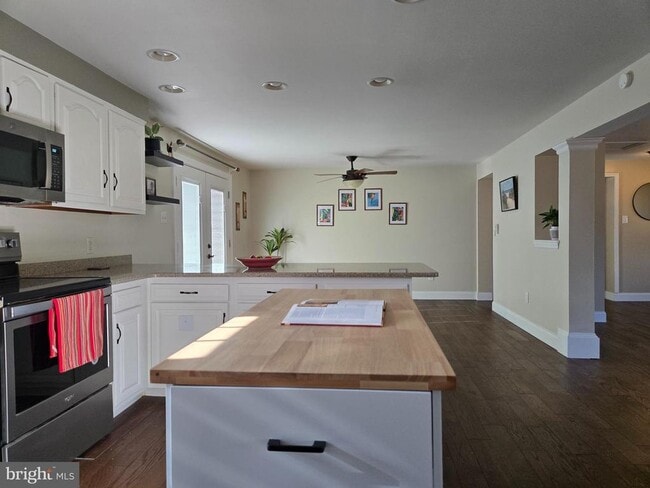 Photo - 3300 Mt Airy Ct