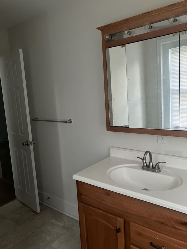 Photo - 1803 E Sixth #9