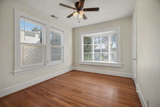 Photo - 2323 Park St Unidad 4