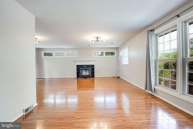 Photo - 5924 Cauba Ct