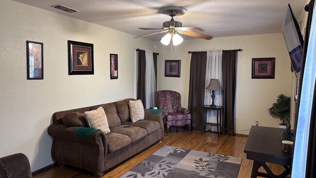Photo - 1434 Daytona Dr