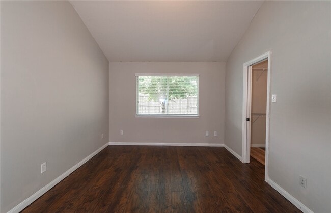 Photo - 1915 Lingard Park Ct