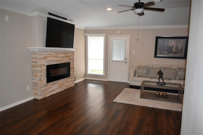 Photo - 10519 N Newpark Dr