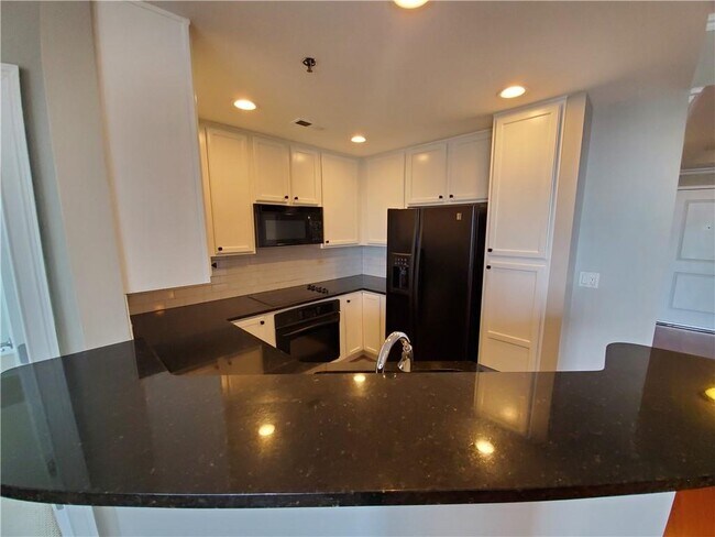 Building Photo - 285 Centennial Olympic Park Dr NW Unit 1903