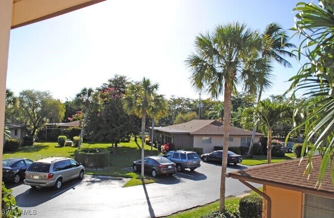 Photo - 729 Palm View Dr Unit D4