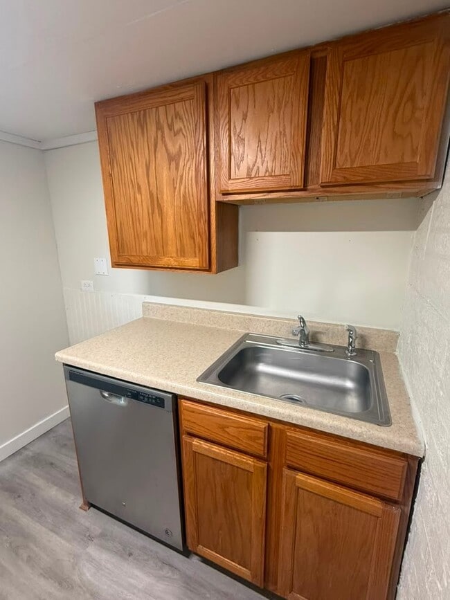 Photo - 1700 Alpine Rd Unidad 100