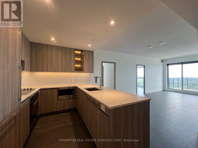 Photo - 27 McMahon Dr Unit 2302