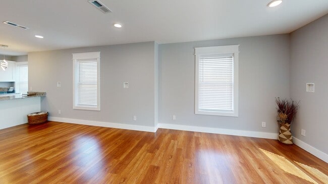 Photo - 6BR/6BA in Fort Sanders |Off Campus Housin...