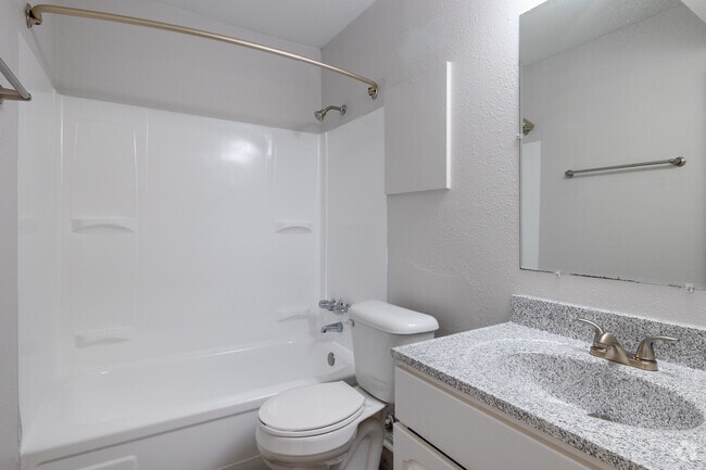 2BR, 1BA - 842 SF