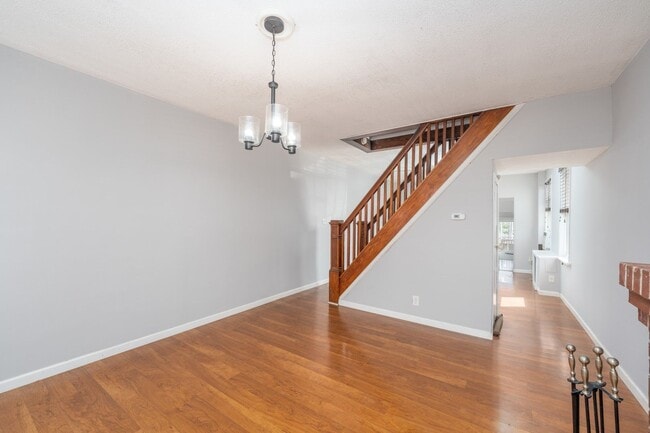 Photo - 505 Grundy St