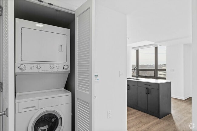 2BR, 2BA - 1,158SF - In-Unit Laundry