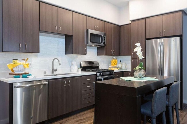 Photo - 300 Railway Ave Unidad ID1265924P