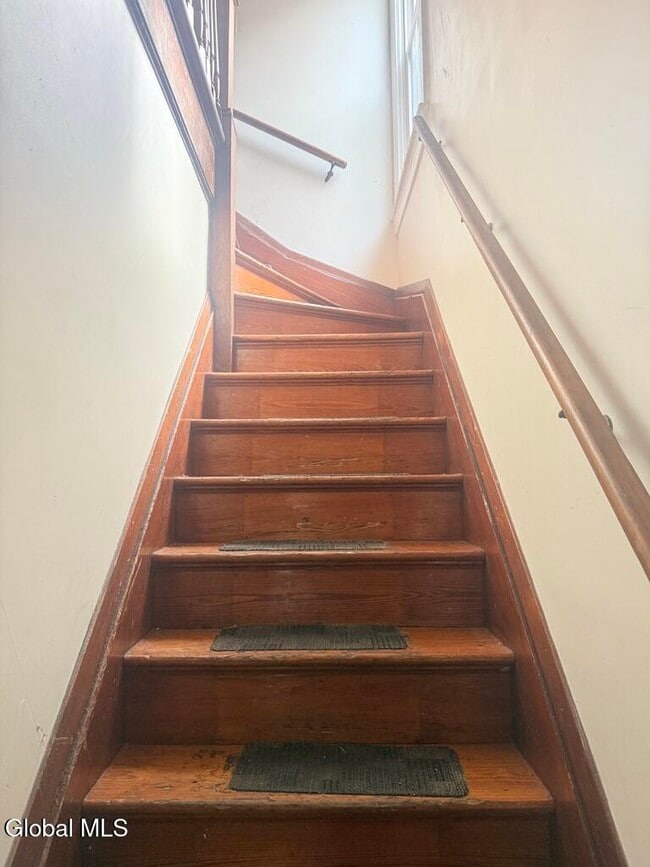 Photo - 202 Morton Ave