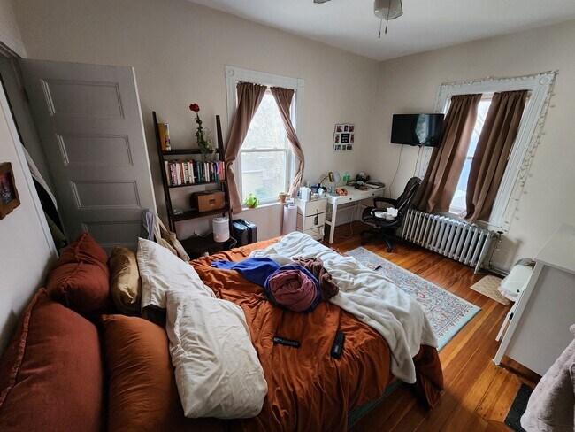 134 Brooks St