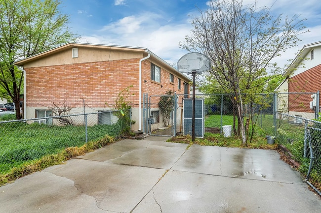 Photo - 8177 Darin St Unit Downstairs