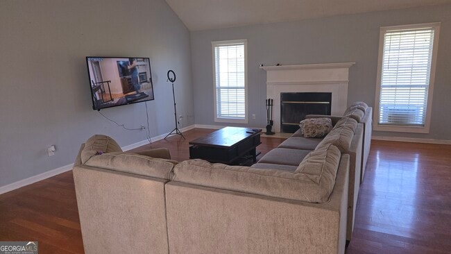 Photo - 107 Tyler Ct