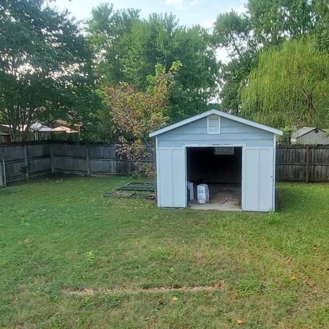 Photo - 702 Wildwood Ave