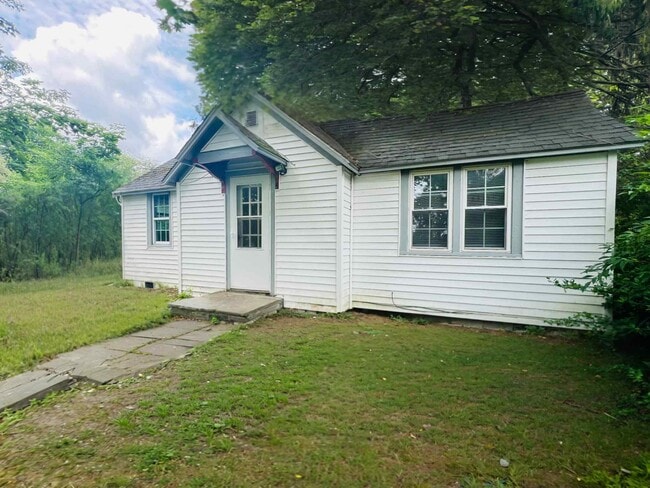 Building Photo - 826 Dryden Rd Unit #4 Rental