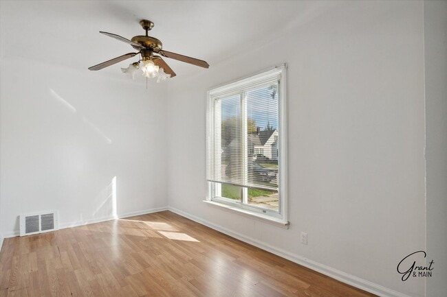 Photo - 3 bedroom Eastpointe $1300