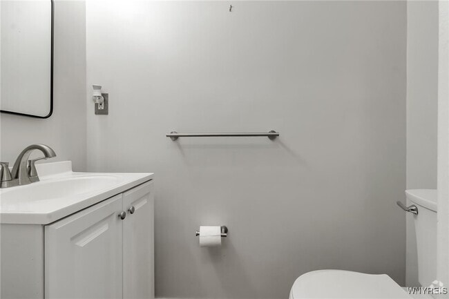 Building Photo - 3058 E River Rd Rental