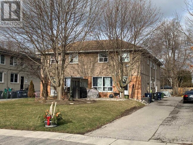 Photo - 116 Guildwood Pkwy