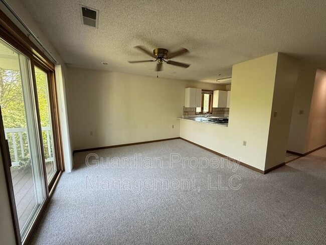 Photo - 1633 N Country Club Rd