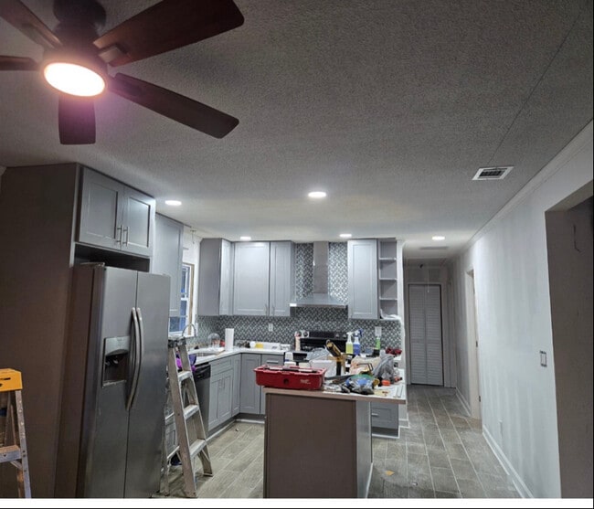 Photo - 513 Winfield Dr