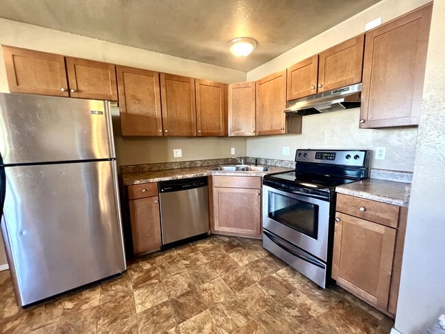 Photo - 2821 N Columbus Blvd