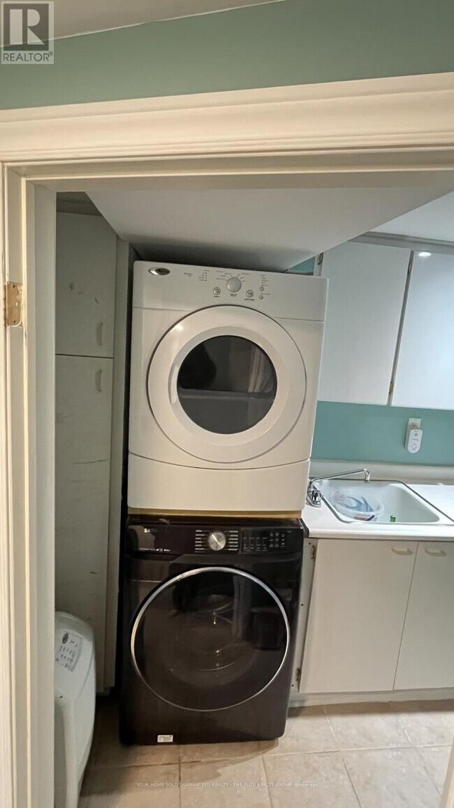 Photo - 168 Sail Crescent