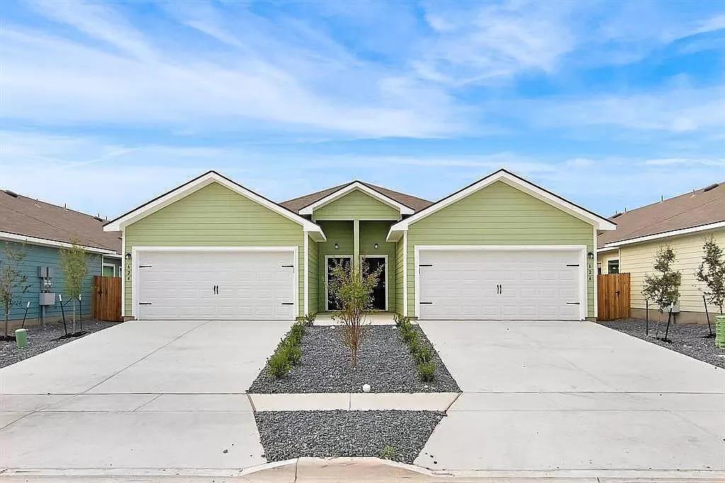Photo - 627 Grayson Ln Townhome
