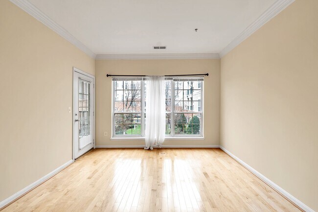 Photo - Beautiful 1 Bedroom 1 Bathroom Condo In Mu...