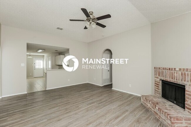 4 Bedroom Pet-Friendly Home in Arlington, TX with Main Street Renewal