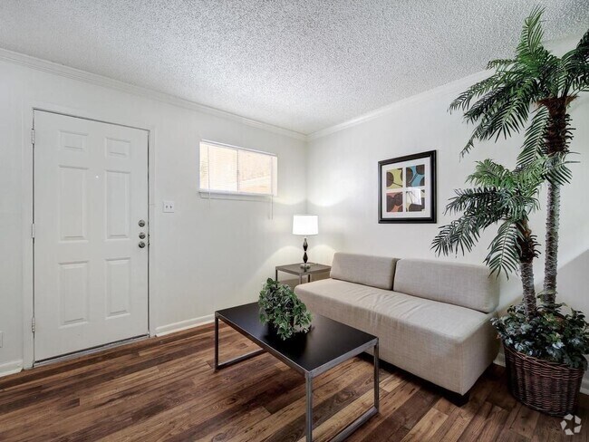 Building Photo - 4553 Guadalupe St Unit B110 Rental