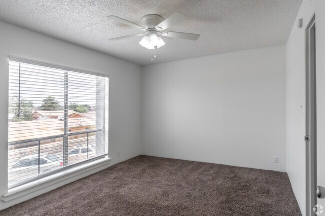 Photo - Centurion Pearl