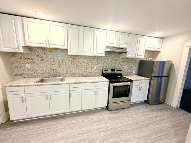 Photo - 804 Whitmore Ave