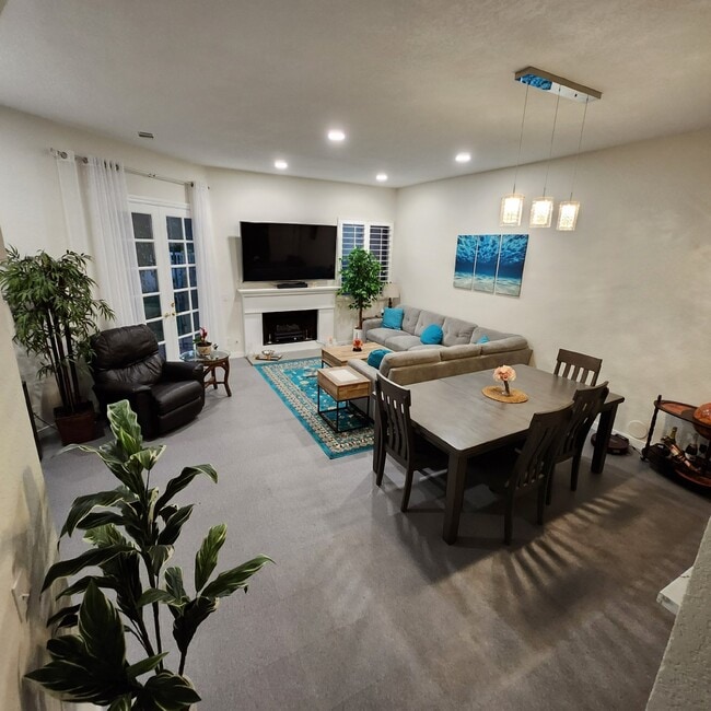 Photo - 26286 Hanover Ln