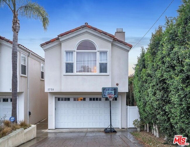 Photo - 1739 Ford Ave Casa