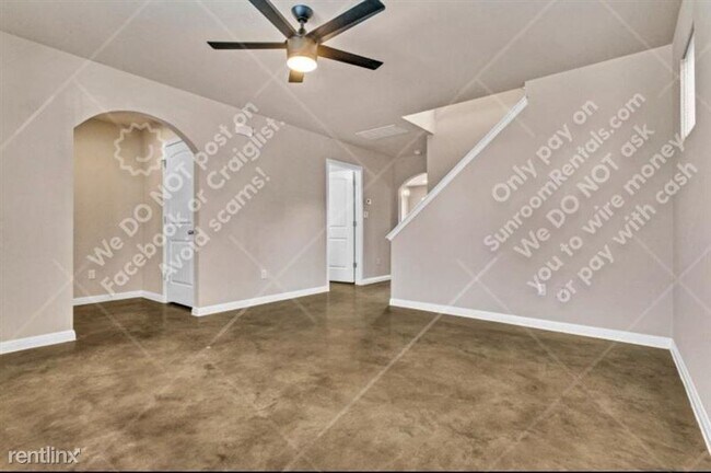 Photo - 4611 Graceful Ln