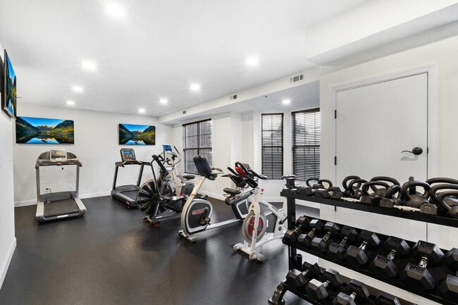 Photo - COLUMBIA COURT, LLC