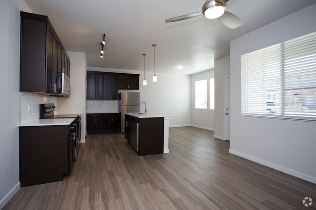 1BR, 1BA - Collier - Enclave Vista Ridge