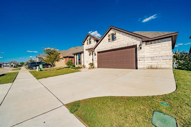 Photo - 920 Baldcypress Dr