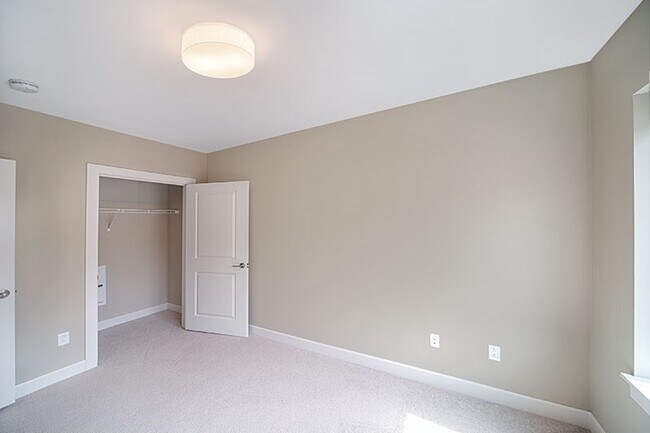 Photo - 33 Rogers St Unidad 217